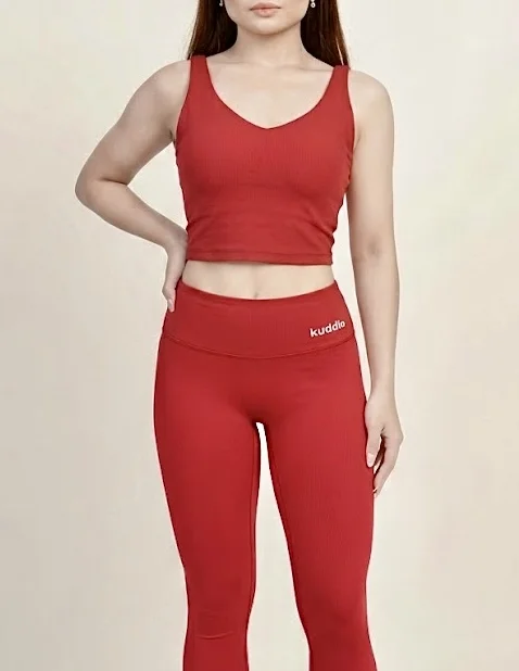 FREYA TOP IN RED